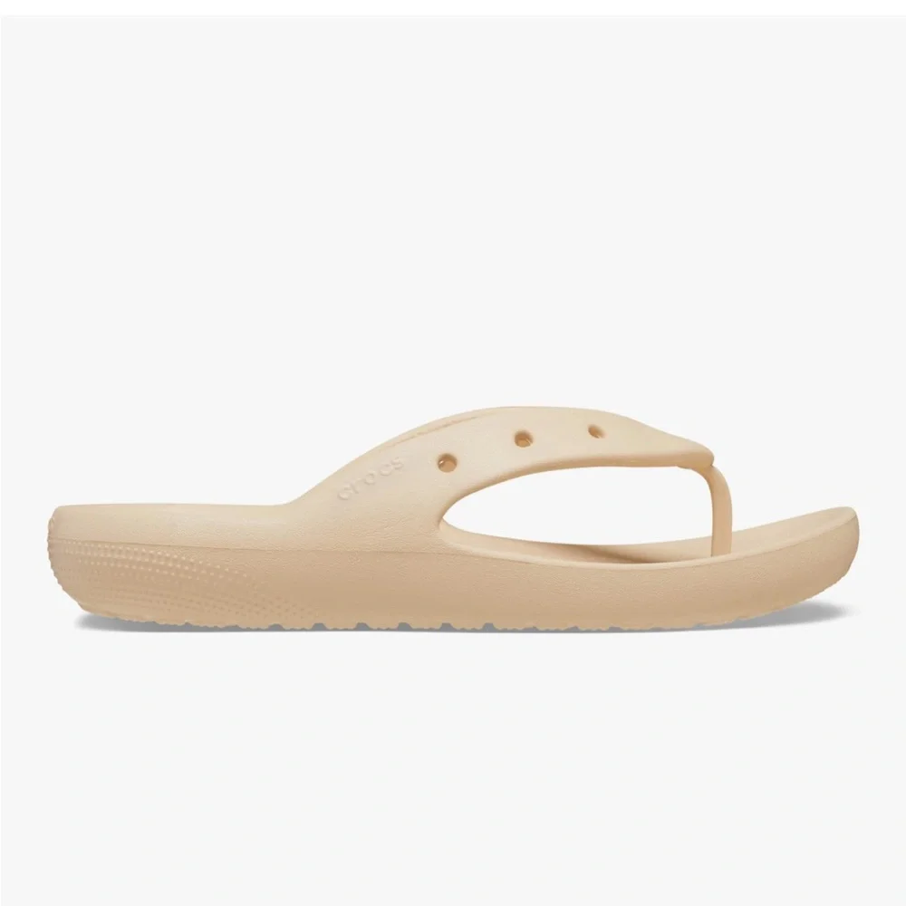 CROCS Unisex Classic Flip V2 Flop Tan Sandals